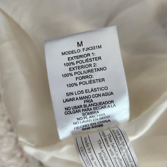 Cavalini Faux Fur Coat – Size Medium - Warm Soft Cozy Romantic Chic - Picture 7 of 7